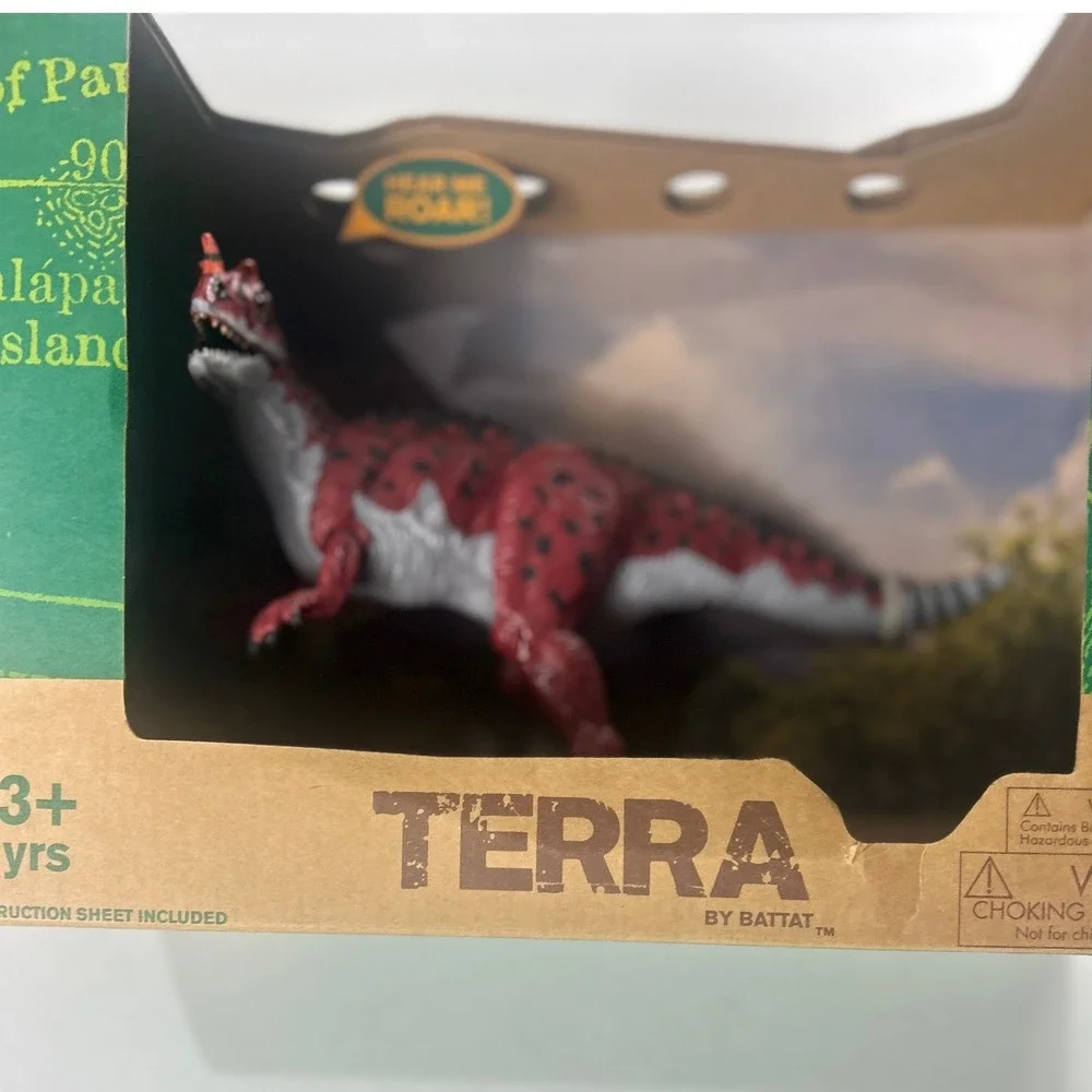 Terra by Battat Ceratosaurus Dinosaur Toy Light and‎ Sound Roaring Figure Red